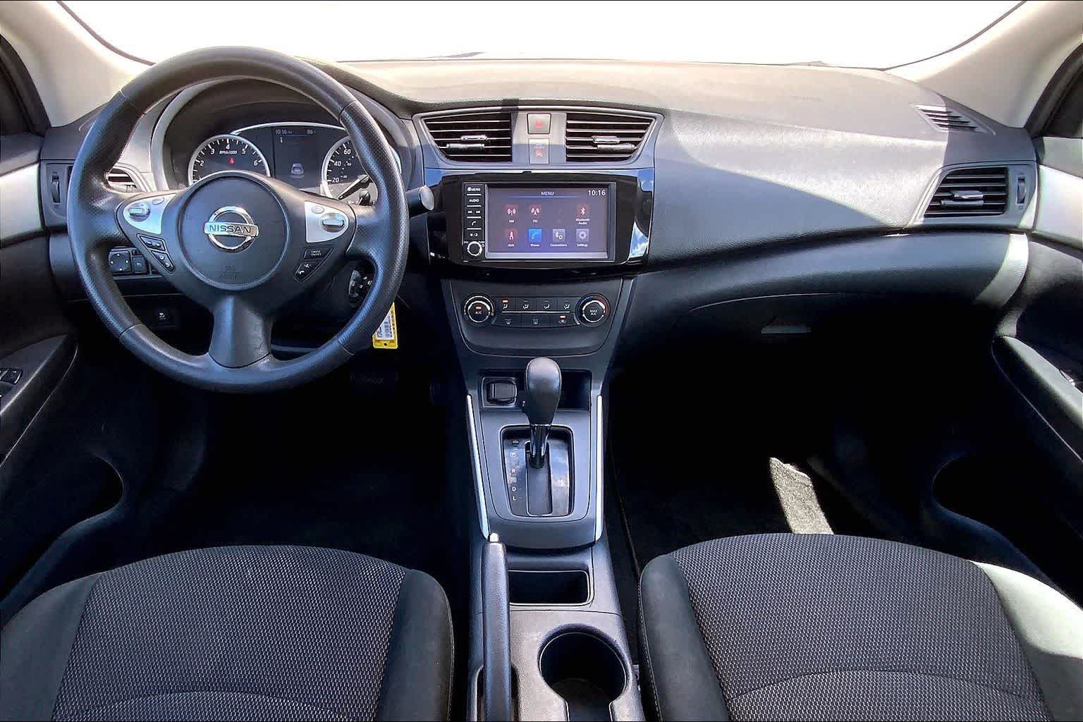 Thumbnail: 2019 Nissan Sentra - 10