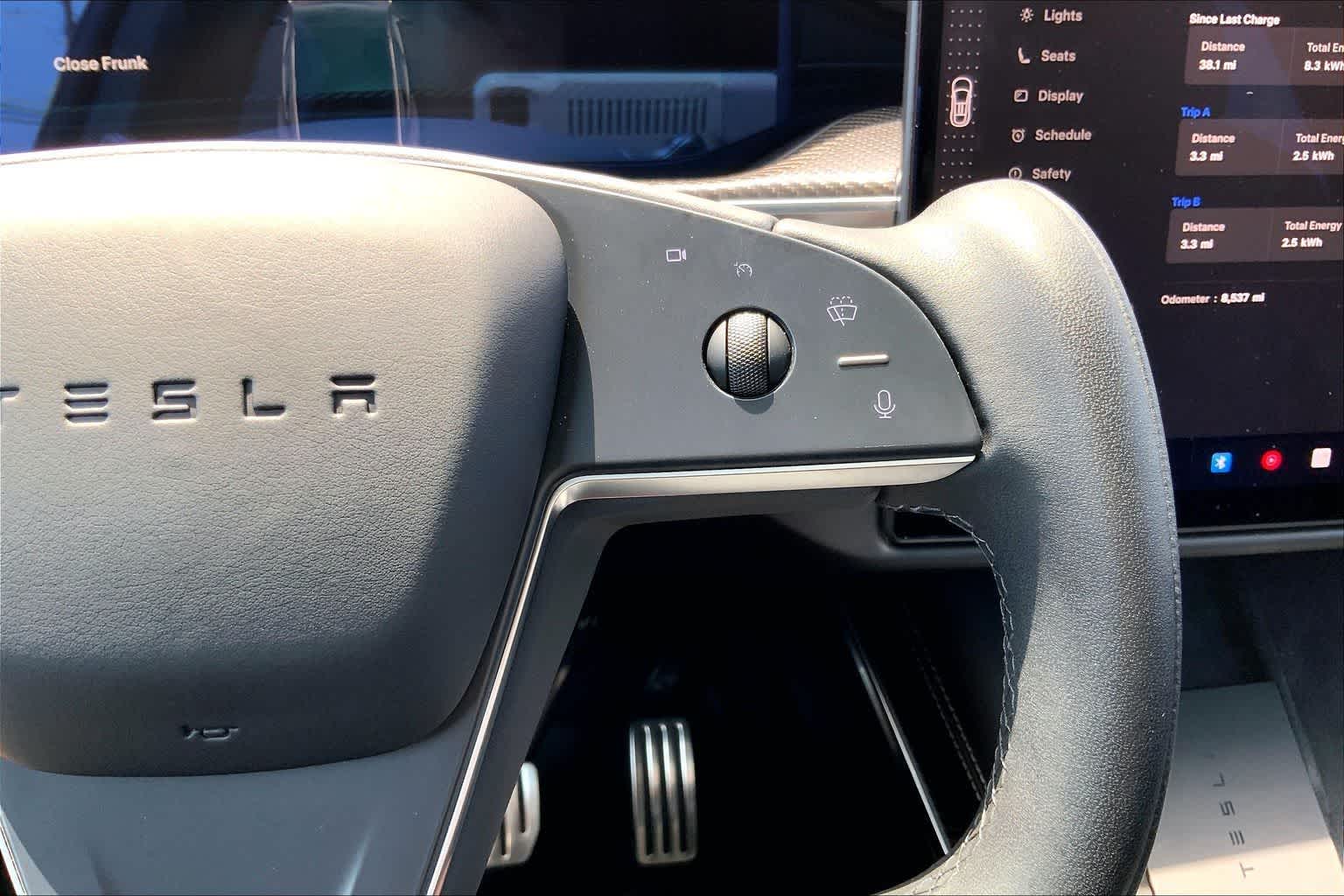 Thumbnail: 2022 Tesla Model X - 26