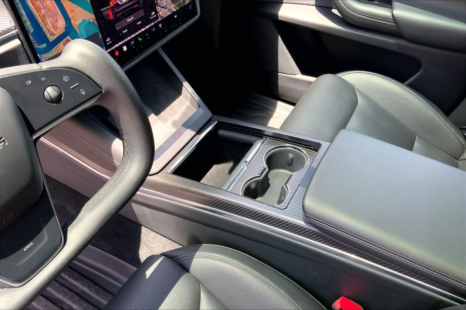 Thumbnail: 2022 Tesla Model X - 17