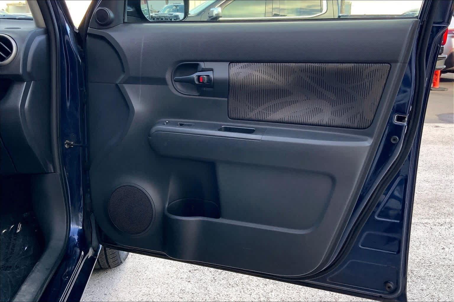 Thumbnail: 2015 Scion xB - 28