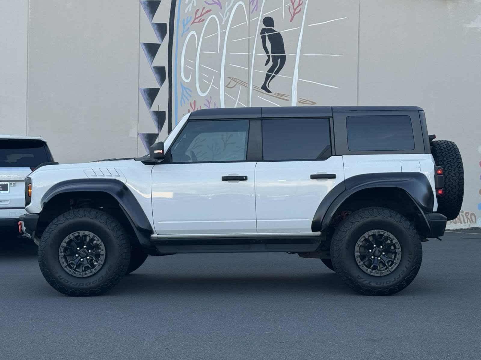Thumbnail: 2023 Ford Bronco - 3