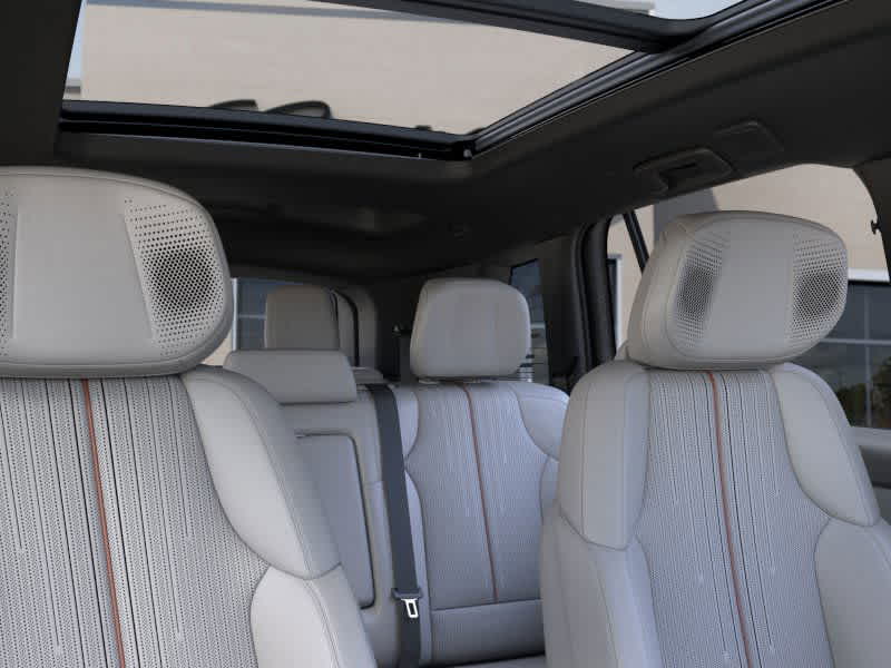 2026 Cadillac Vistiq Luxury 24