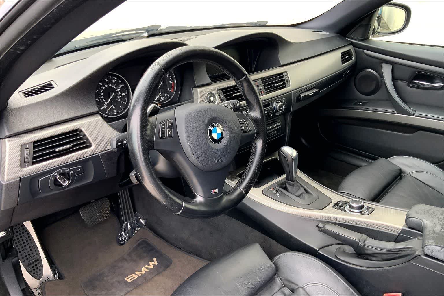 Thumbnail: 2011 BMW 3 Series - 3