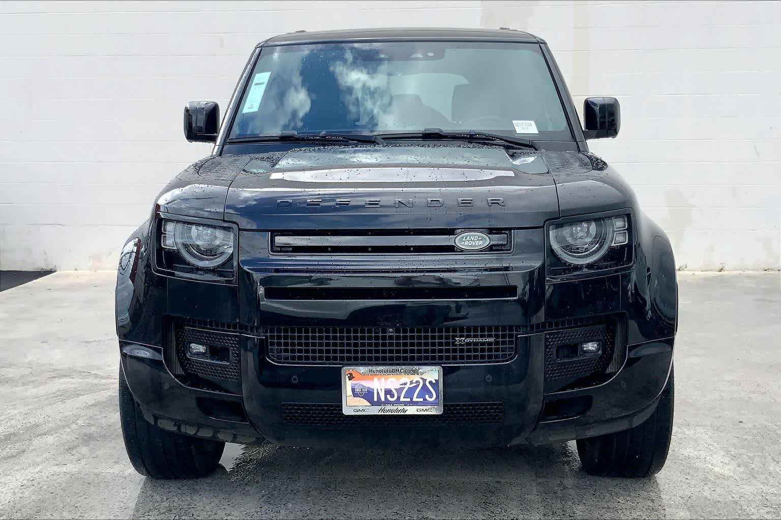 Thumbnail: 2022 Land Rover Defender - 7