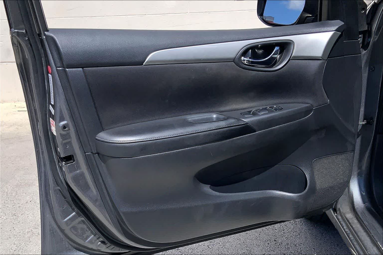 Thumbnail: 2019 Nissan Sentra - 27