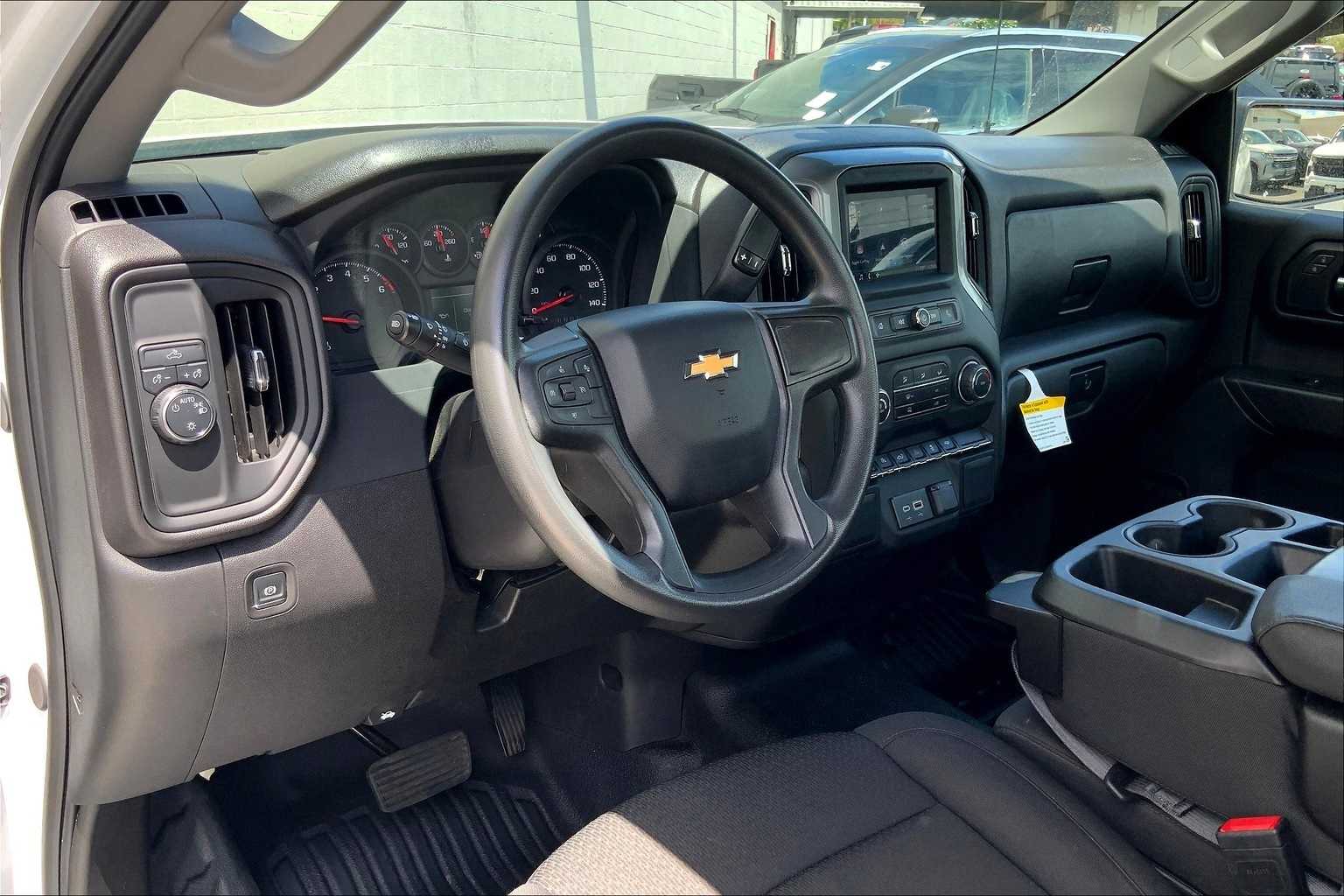 Thumbnail: 2024 Chevrolet Silverado 1500 - 3