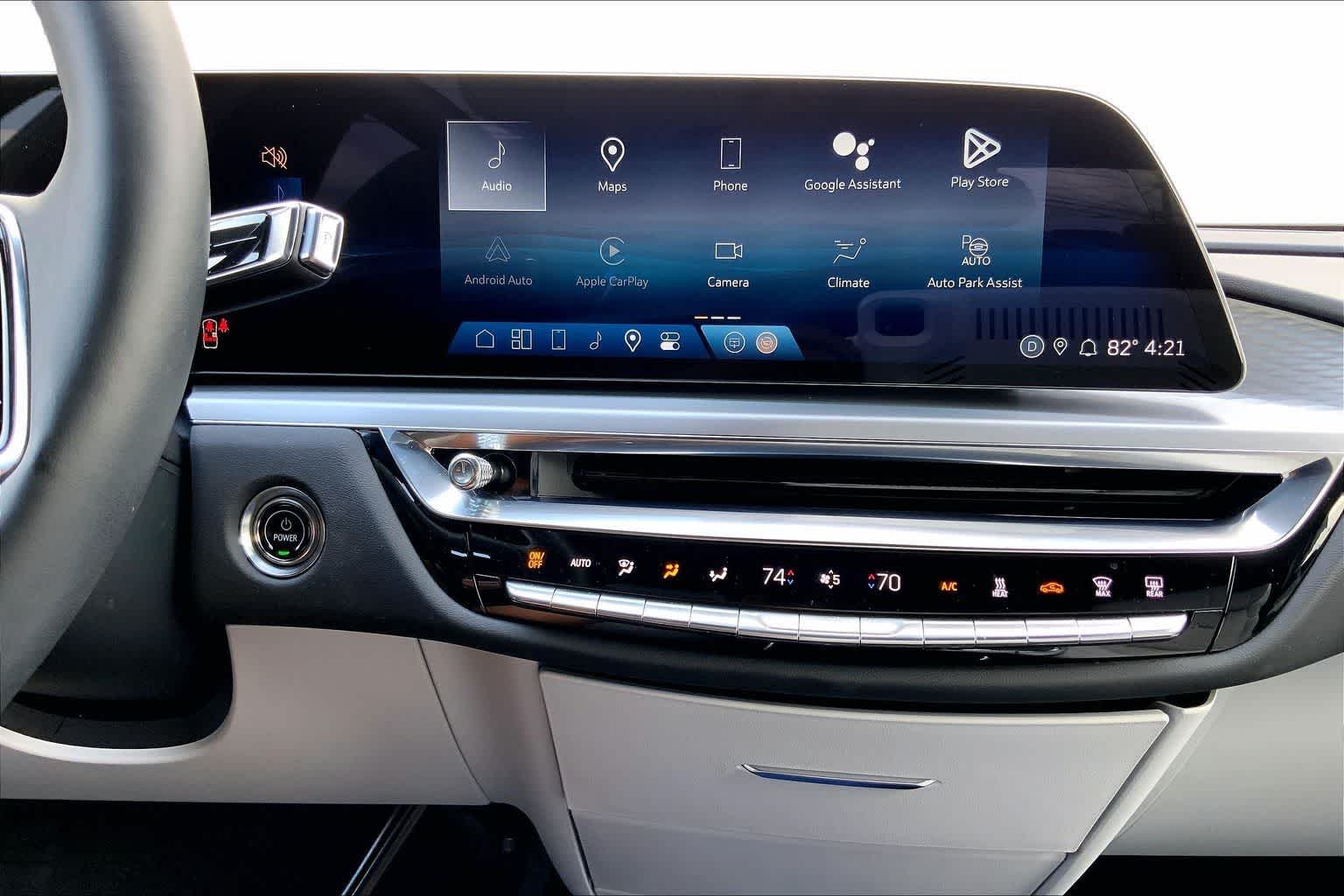 Thumbnail: 2024 Cadillac Lyriq - 35