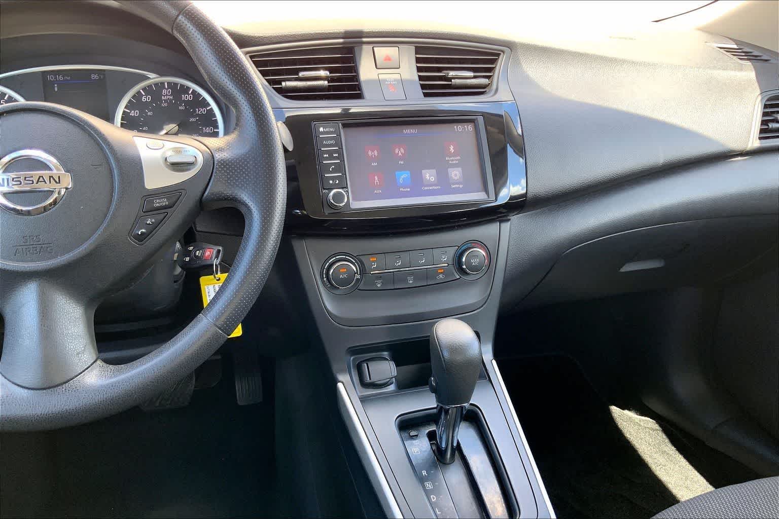 Thumbnail: 2019 Nissan Sentra - 15