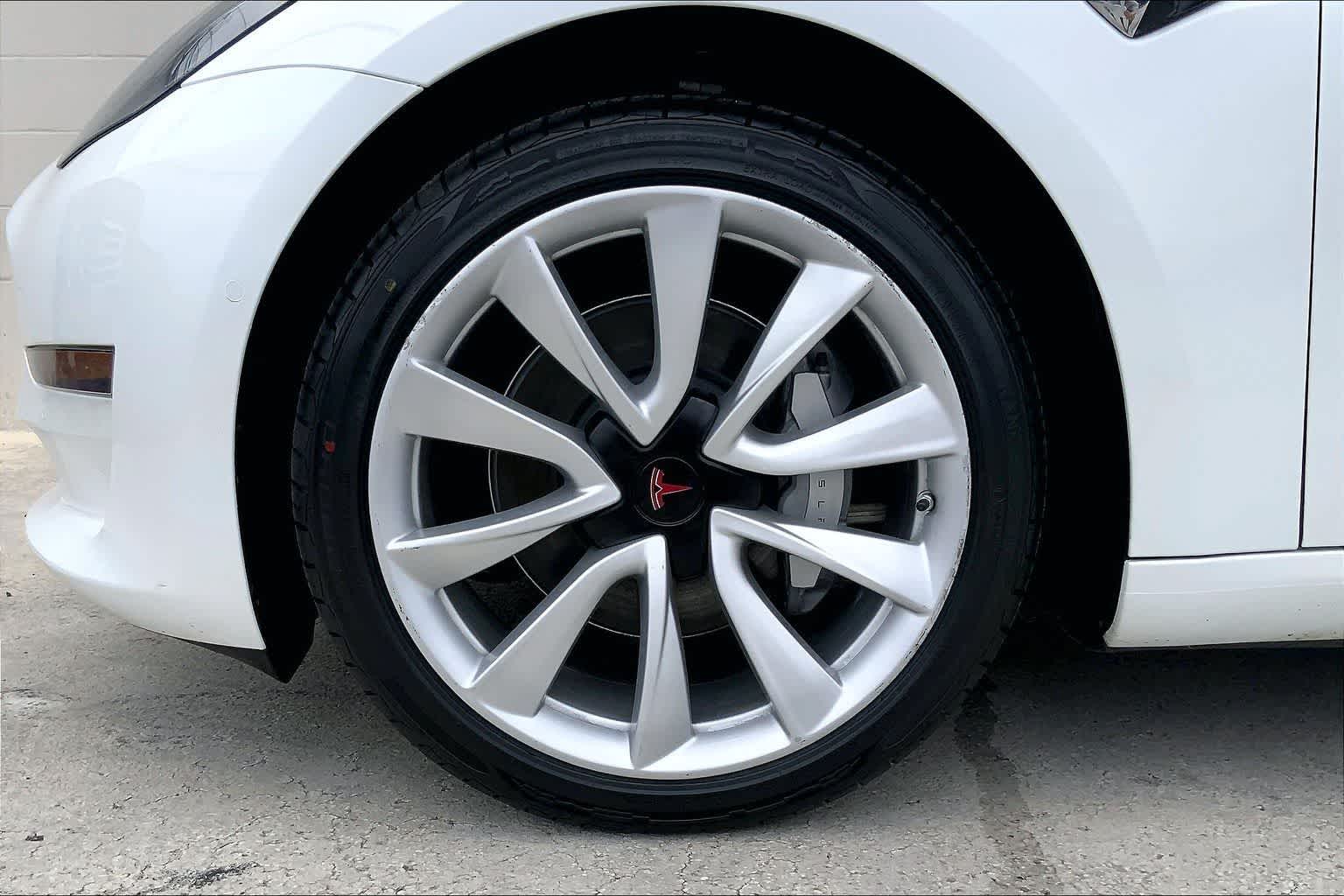 Thumbnail: 2019 Tesla Model 3 - 9