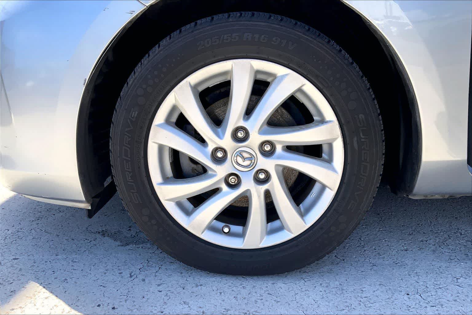 Thumbnail: 2012 Mazda Mazda3 - 8