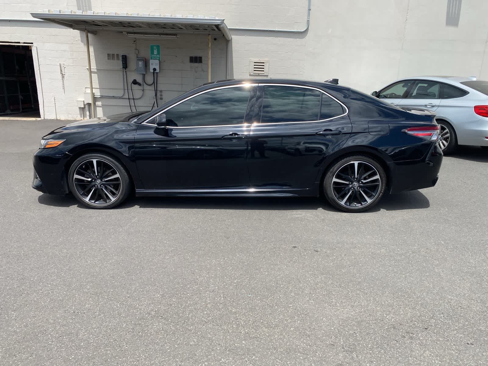 Thumbnail: 2018 Toyota Camry - 8
