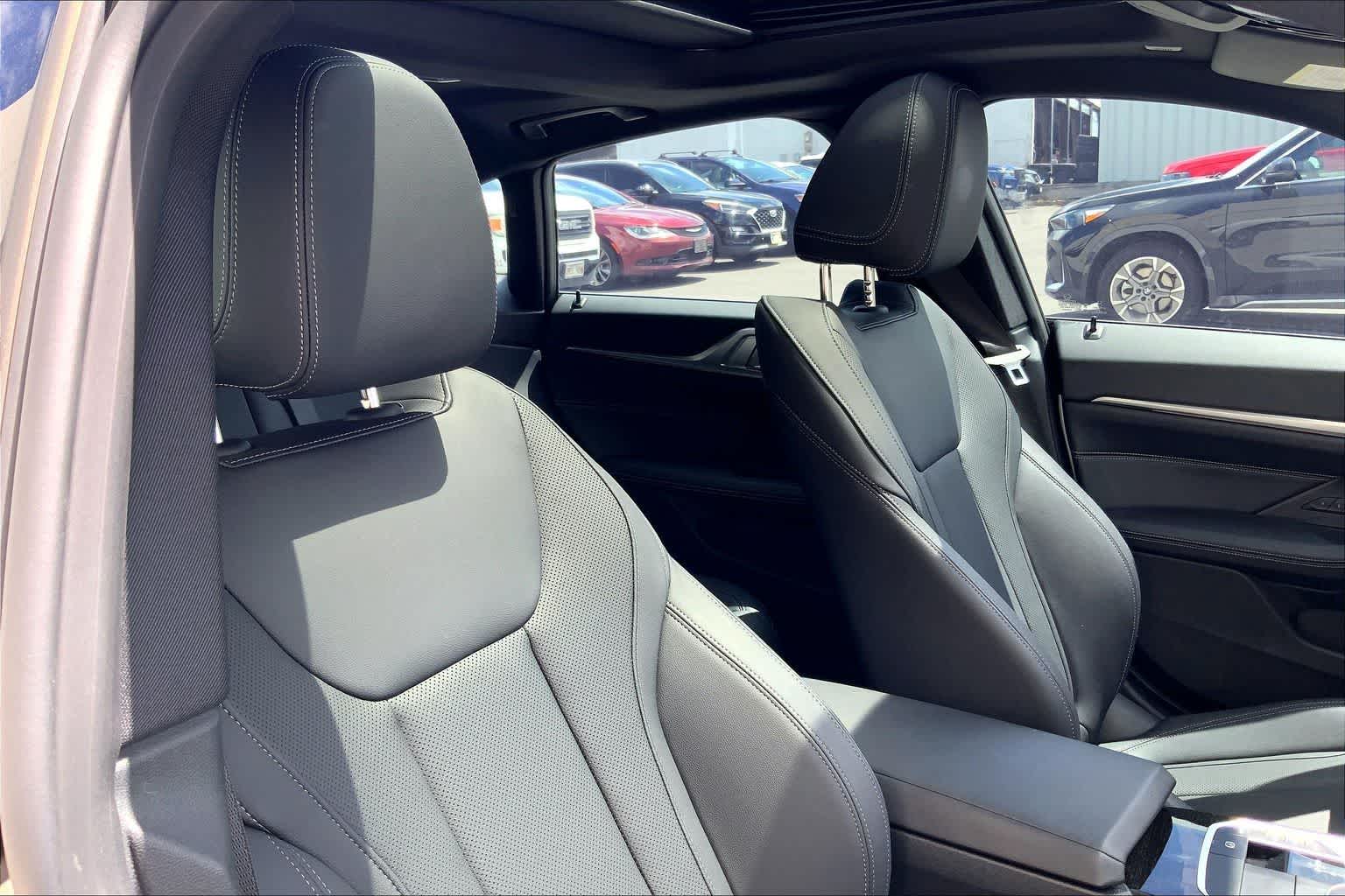 Thumbnail: 2023 BMW 4 Series - 14