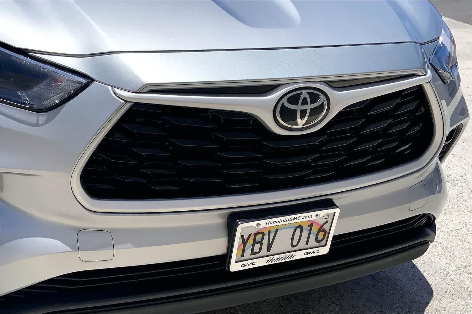 Thumbnail: 2025 Toyota Highlander - 33