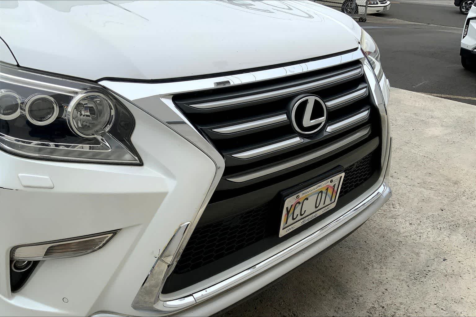 Thumbnail: 2017 Lexus GX - 34