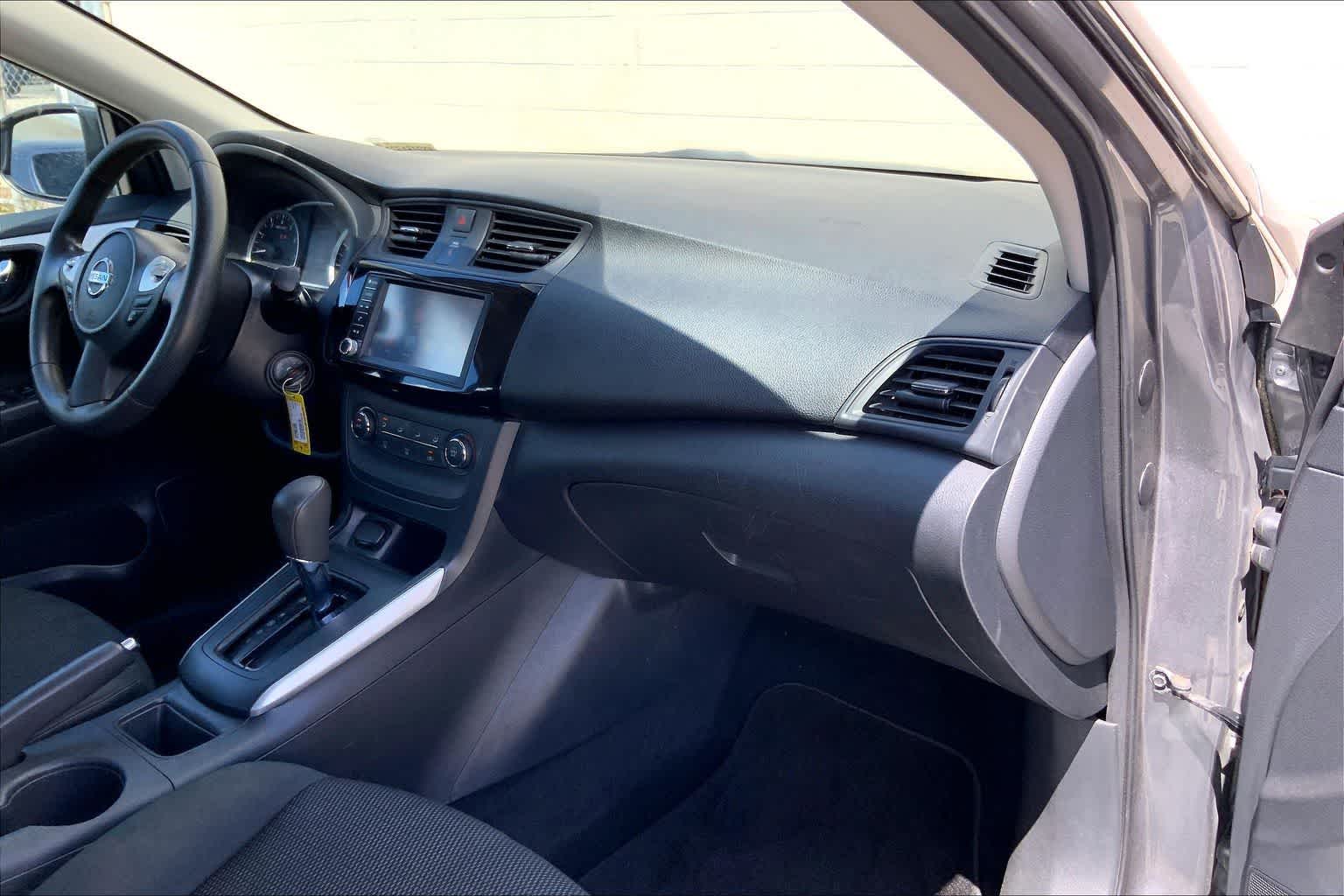 Thumbnail: 2019 Nissan Sentra - 23