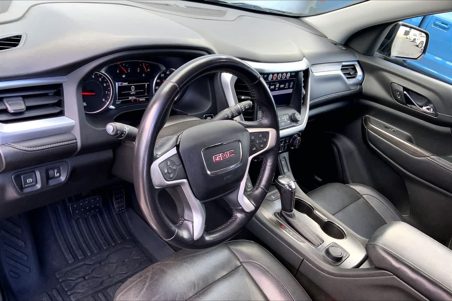 Thumbnail: 2019 GMC Acadia - 3