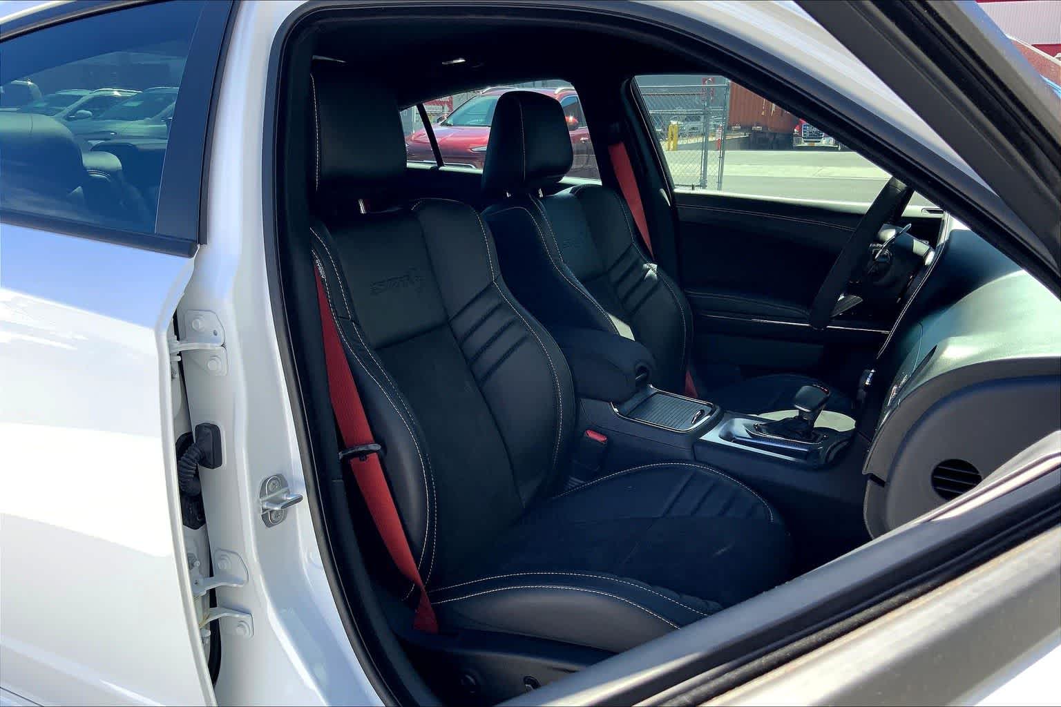 Thumbnail: 2020 Dodge Charger - 14