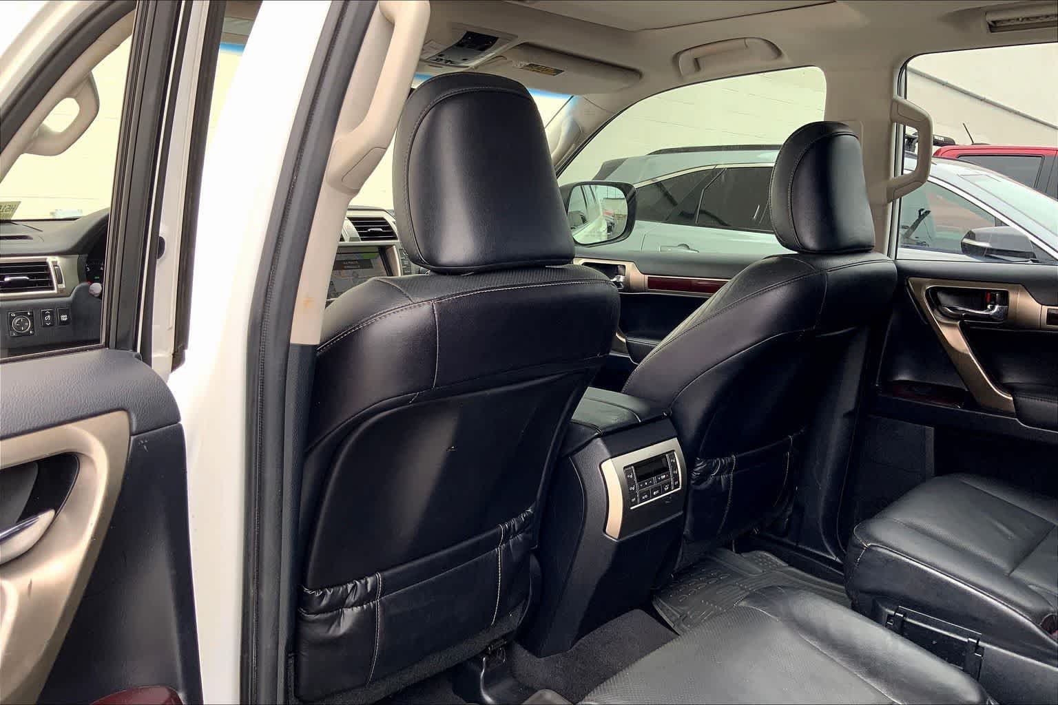 Thumbnail: 2017 Lexus GX - 13