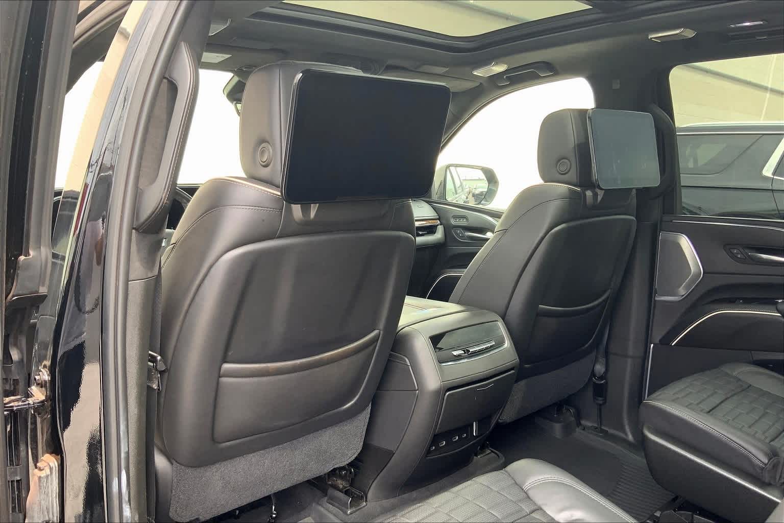 Thumbnail: 2021 Cadillac Escalade - 12