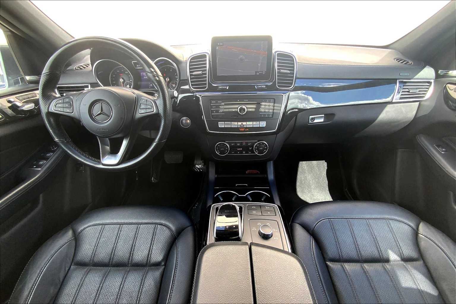 Thumbnail: 2019 Mercedes-Benz GLS - 11