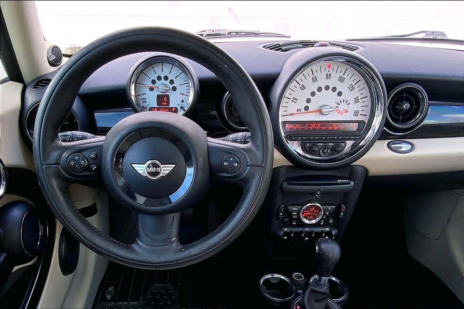 Thumbnail: 2011 MINI Cooper - 12