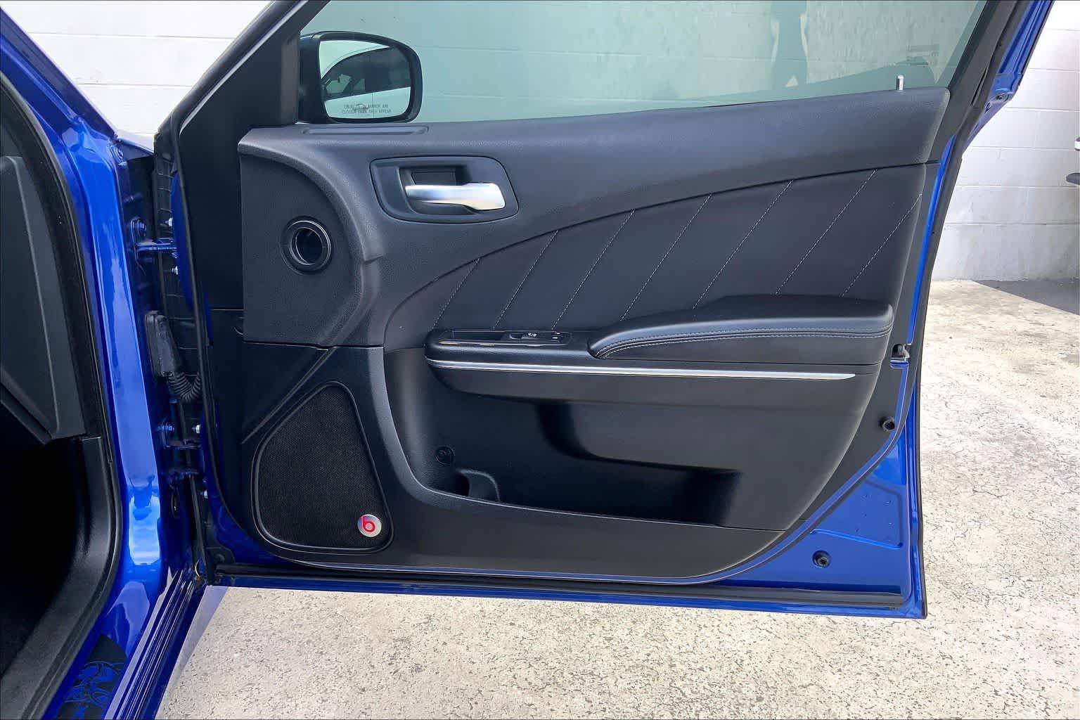 Thumbnail: 2018 Dodge Charger - 29