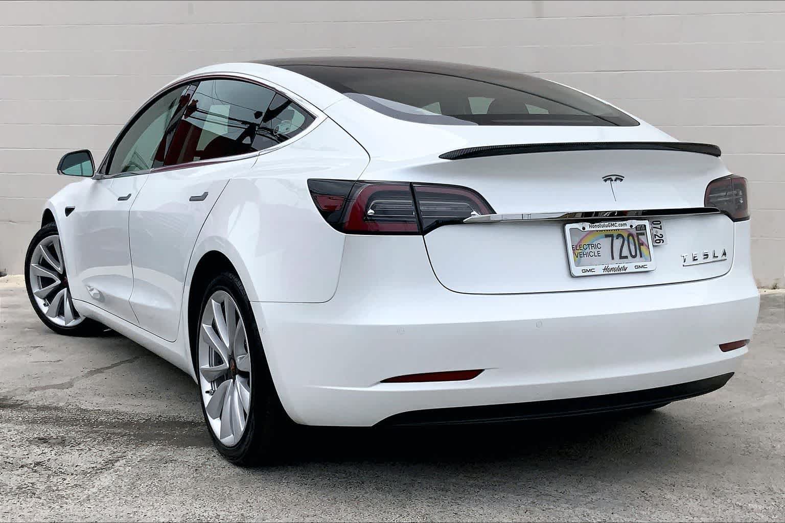 Thumbnail: 2019 Tesla Model 3 - 5