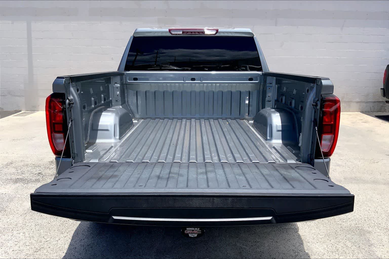 Thumbnail: 2024 GMC Sierra 1500 - 18
