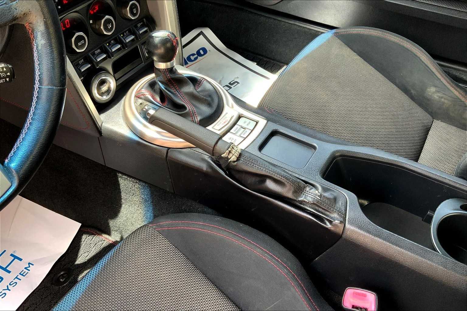 Thumbnail: 2015 Scion FR-S - 16