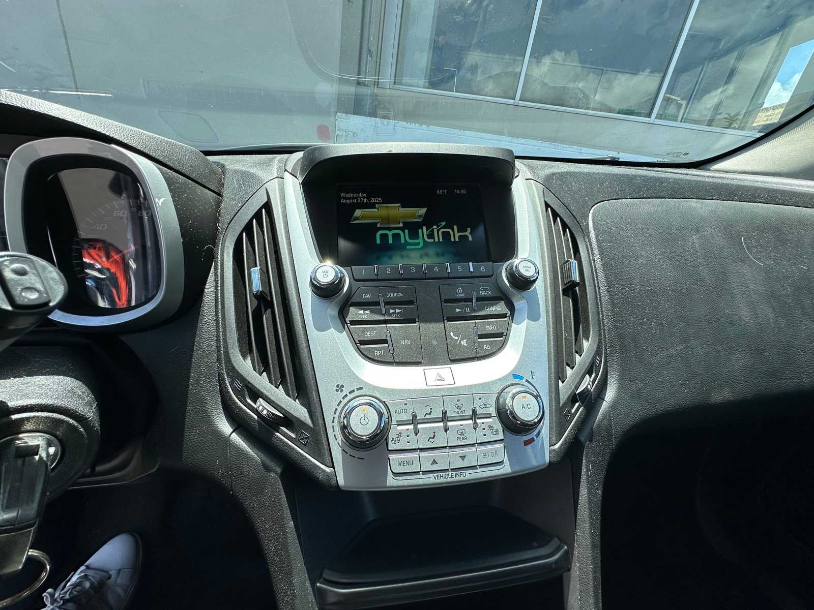 Thumbnail: 2016 Chevrolet Equinox - 9