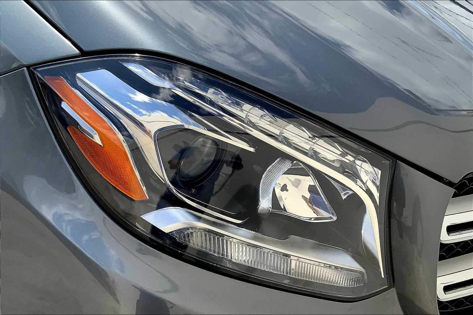Thumbnail: 2019 Mercedes-Benz GLS - 32