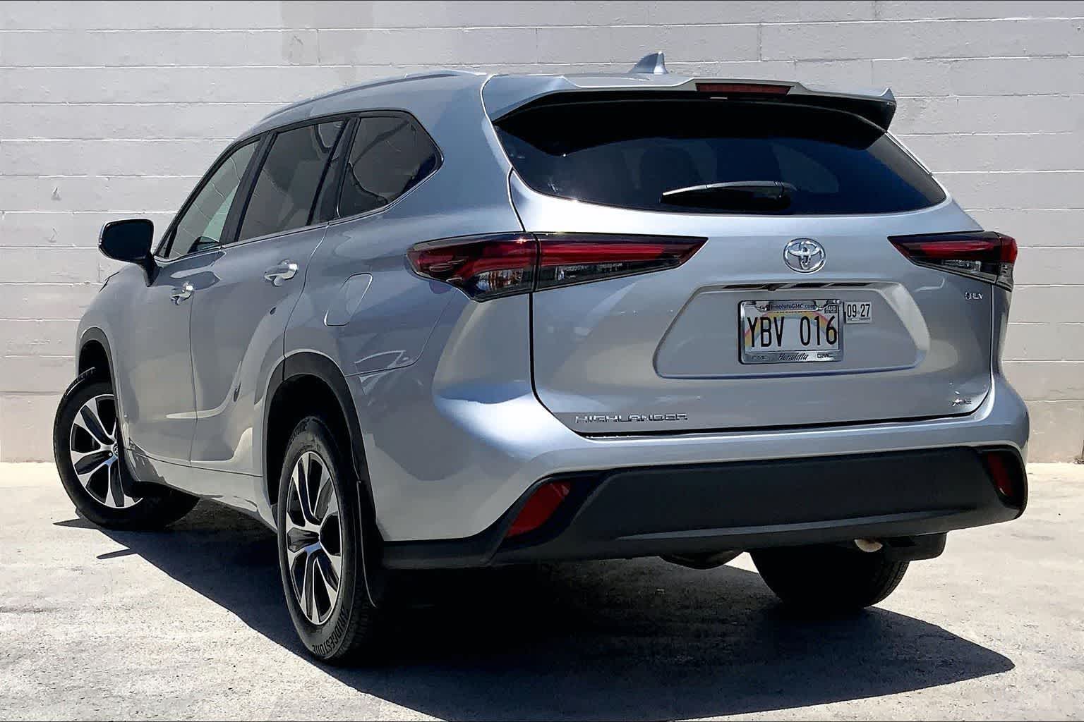 Thumbnail: 2025 Toyota Highlander - 4