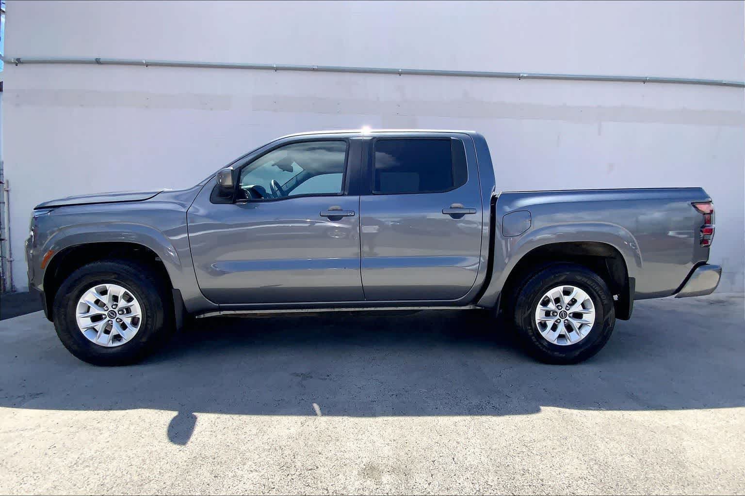 Thumbnail: 2024 Nissan Frontier - 3