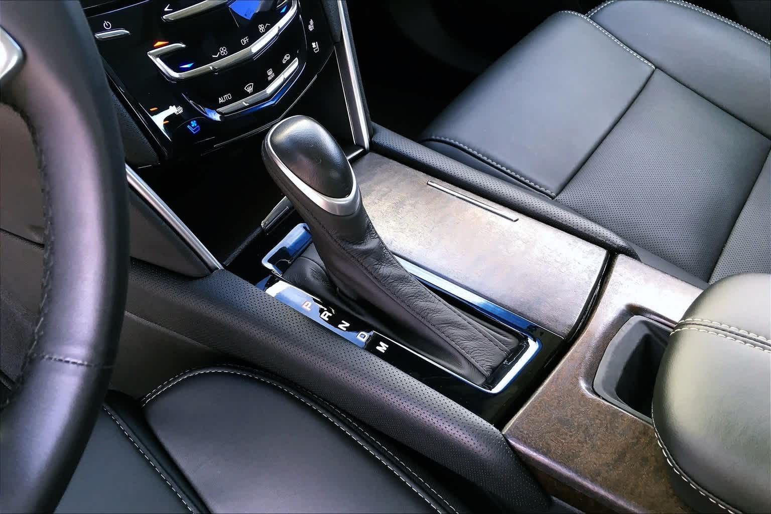 Thumbnail: 2018 Cadillac XTS - 17