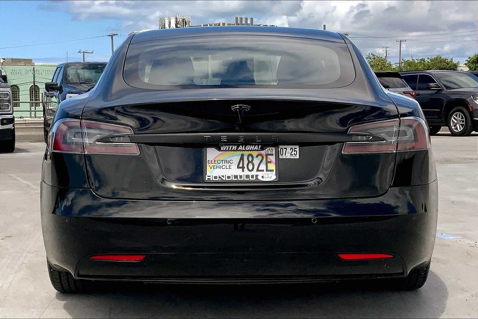 Thumbnail: 2018 Tesla Model S - 5