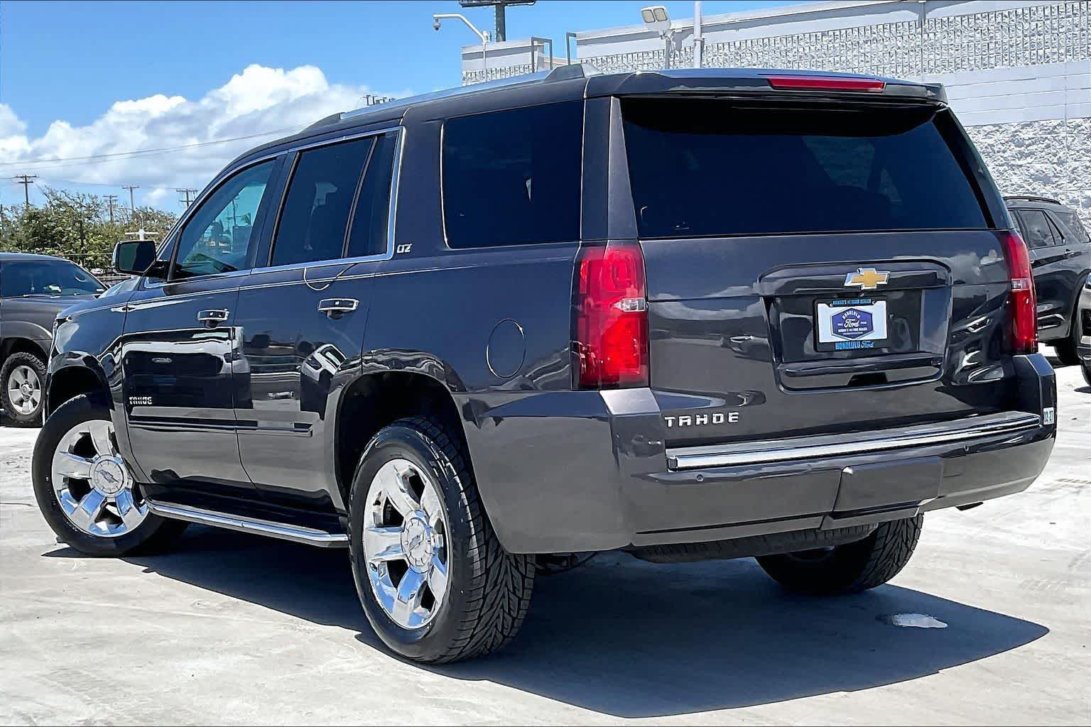 Thumbnail: 2015 Chevrolet Tahoe - 4