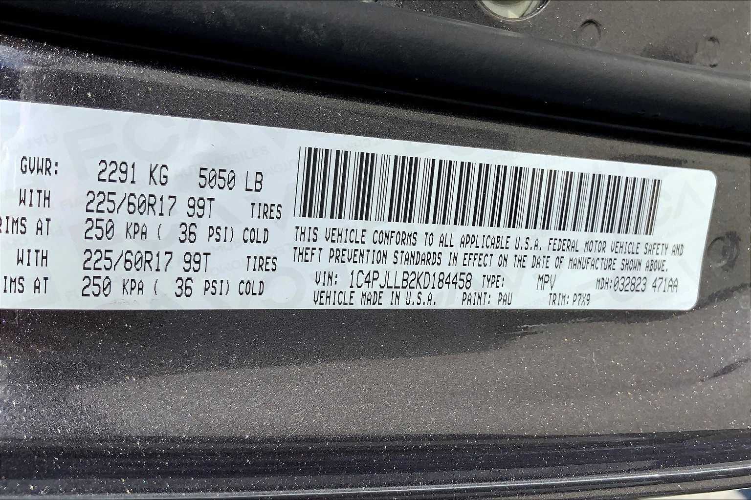 Thumbnail: 2019 Jeep Cherokee - 20