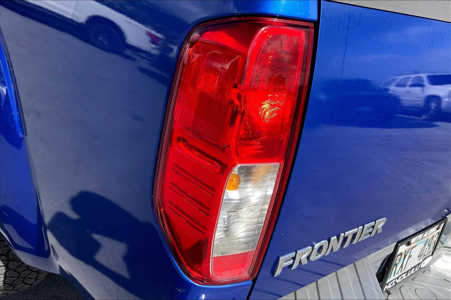 Thumbnail: 2012 Nissan Frontier - 32