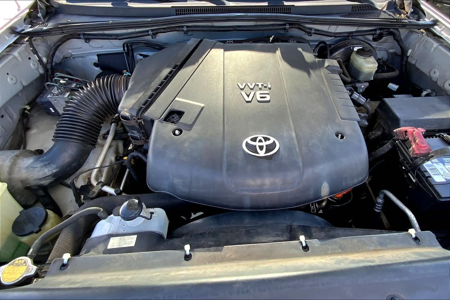 Thumbnail: 2005 Toyota Tacoma - 9