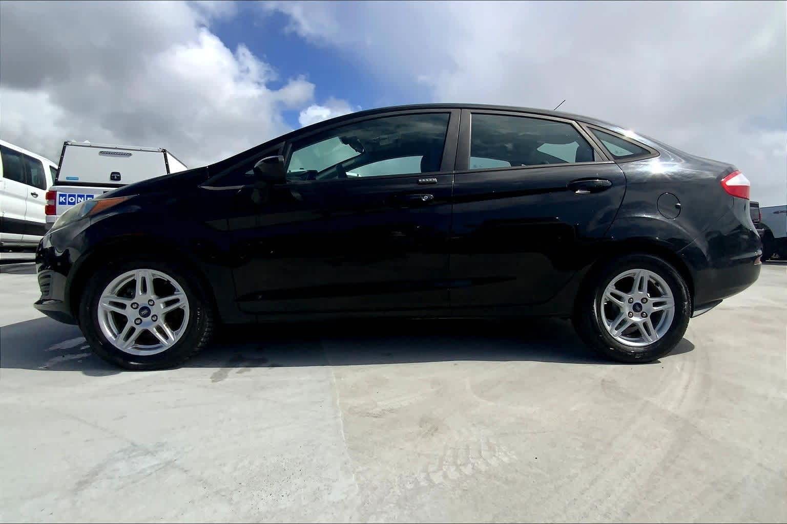 2018 Ford Fiesta SE photo 3