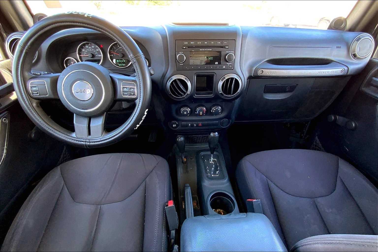Thumbnail: 2013 Jeep Wrangler - 10