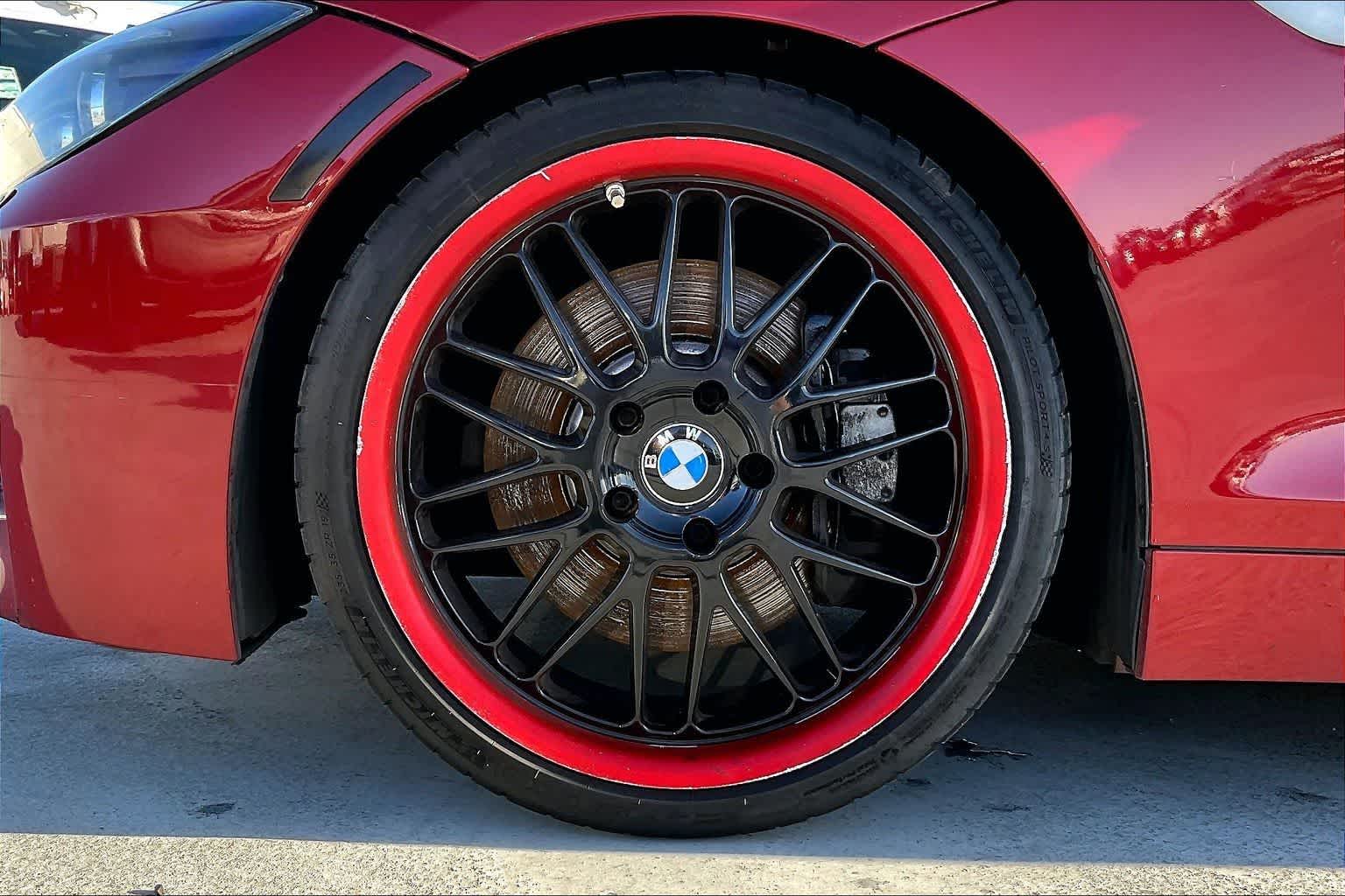 Thumbnail: 2011 BMW Z4 - 8