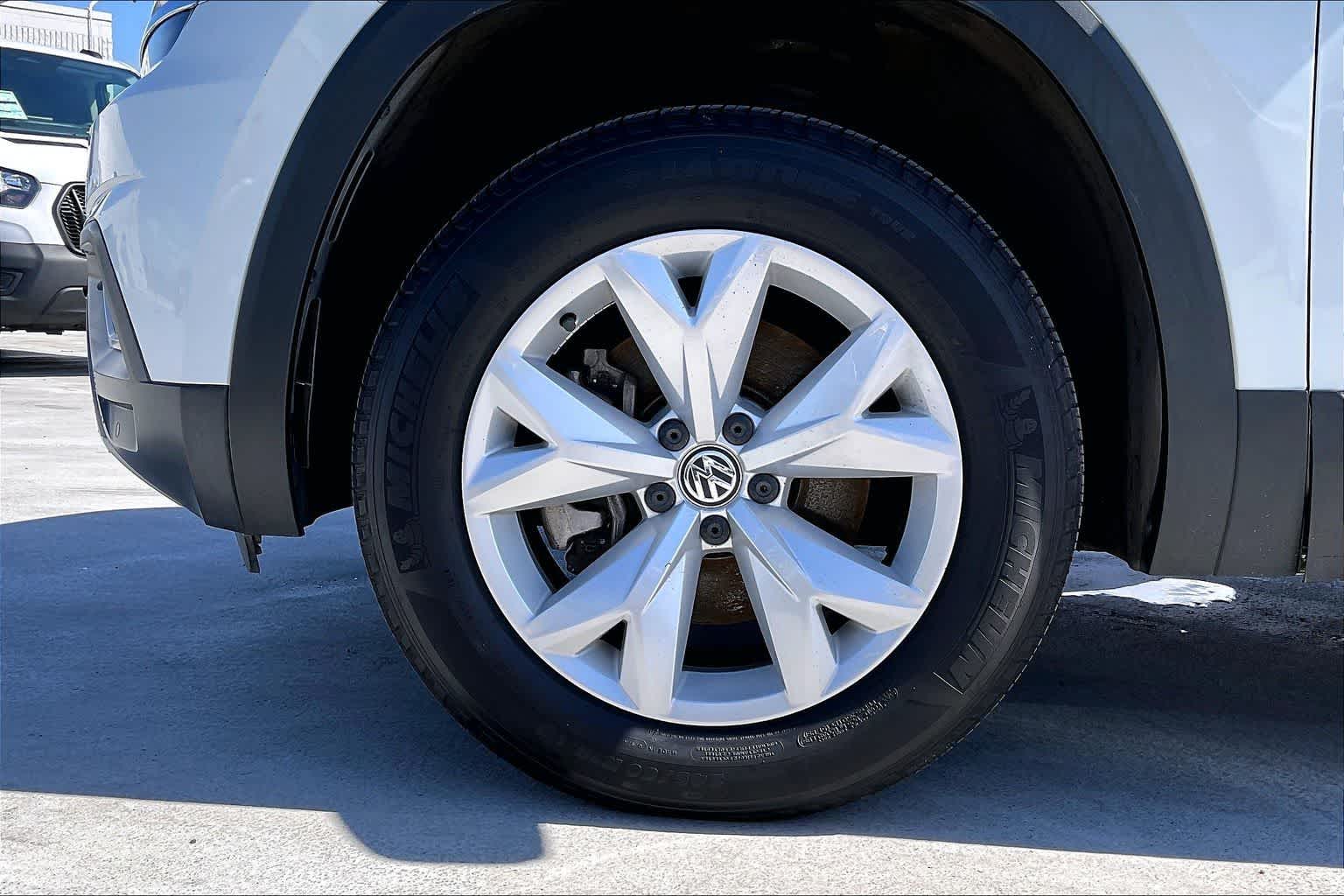 Thumbnail: 2018 Volkswagen Atlas - 8