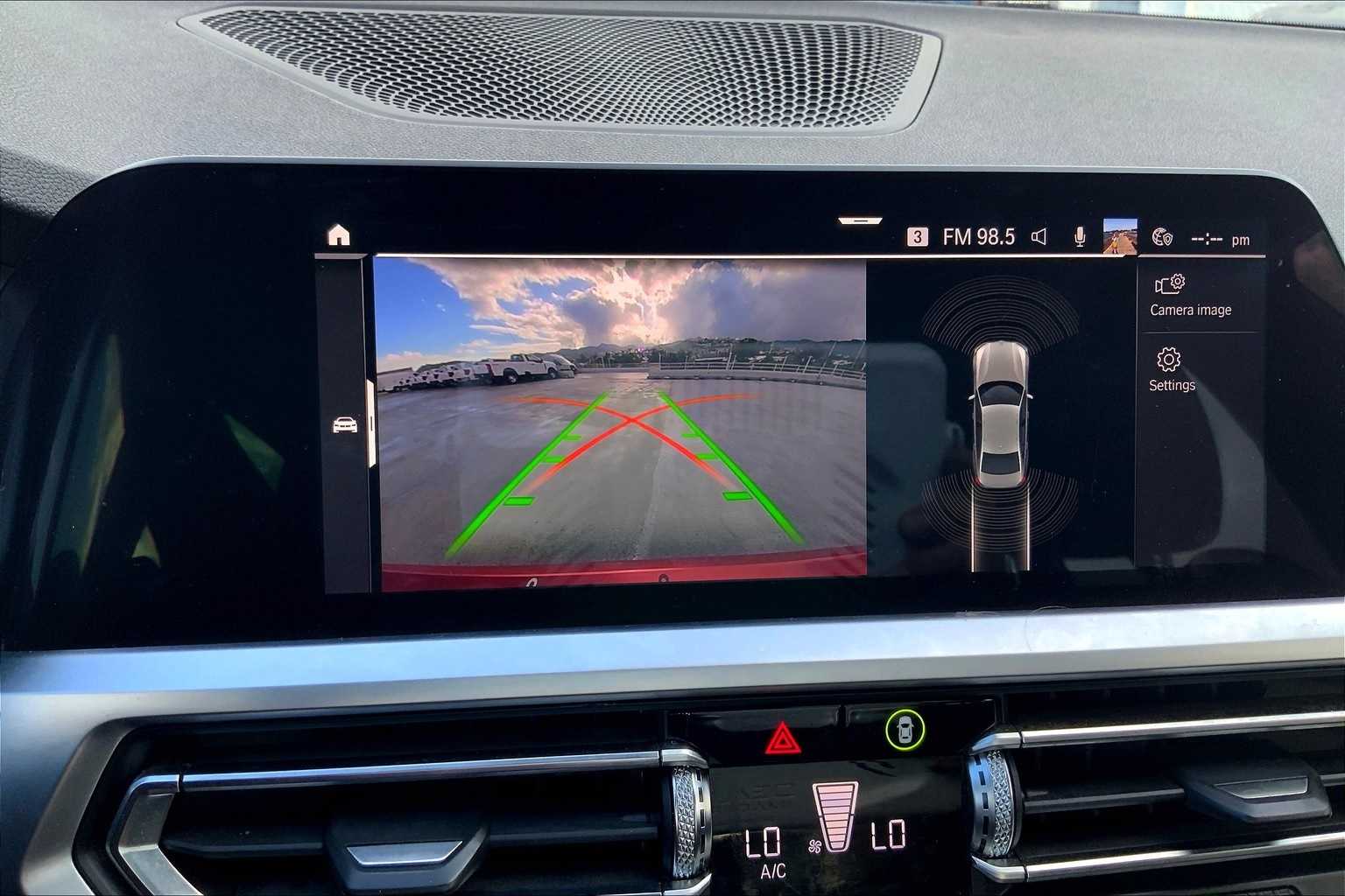 Thumbnail: 2019 BMW 3 Series - 26