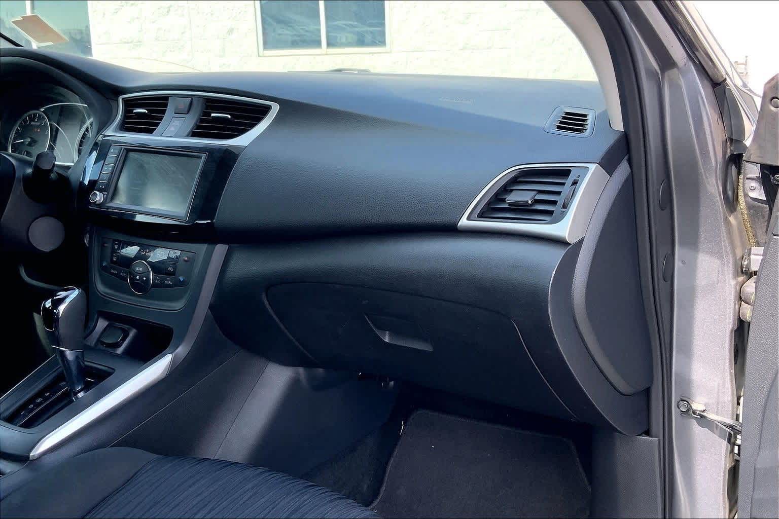 Thumbnail: 2019 Nissan Sentra - 23