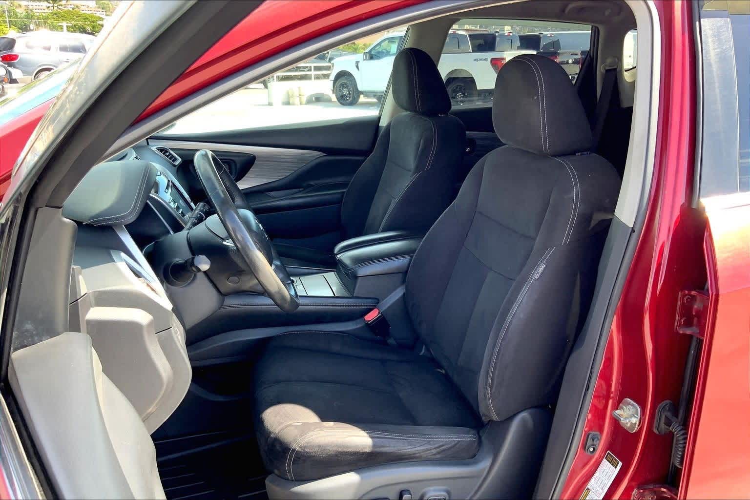 Thumbnail: 2016 Nissan Murano - 11