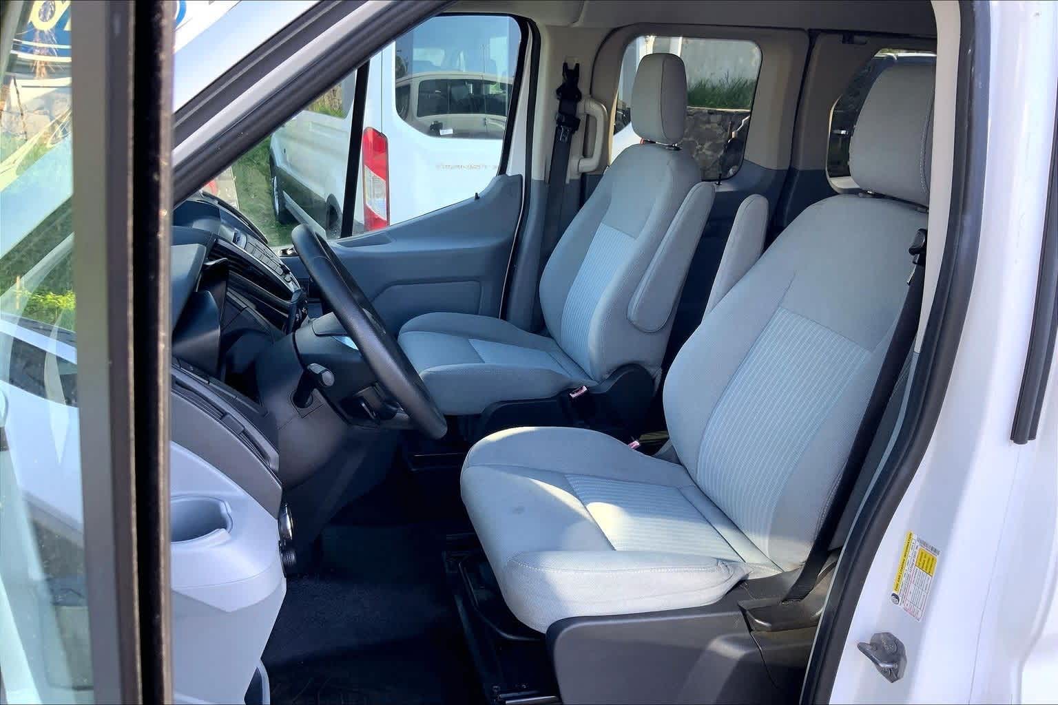 Thumbnail: 2015 Ford Transit Series - 11