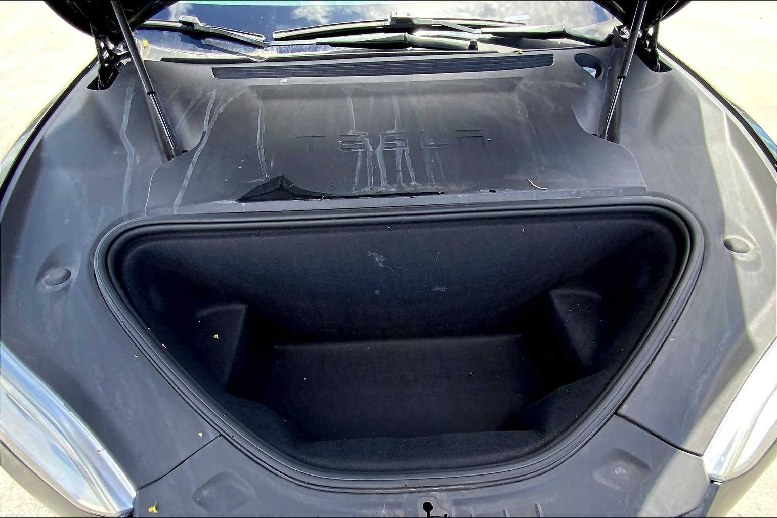 Thumbnail: 2018 Tesla Model S - 9