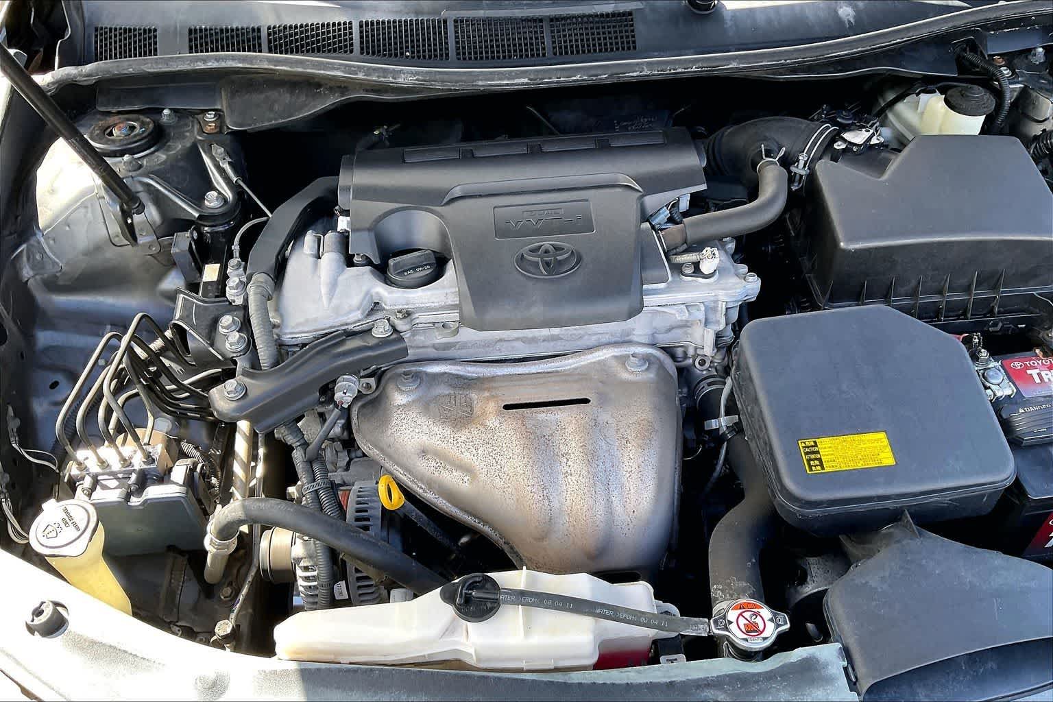 Thumbnail: 2012 Toyota Camry - 9