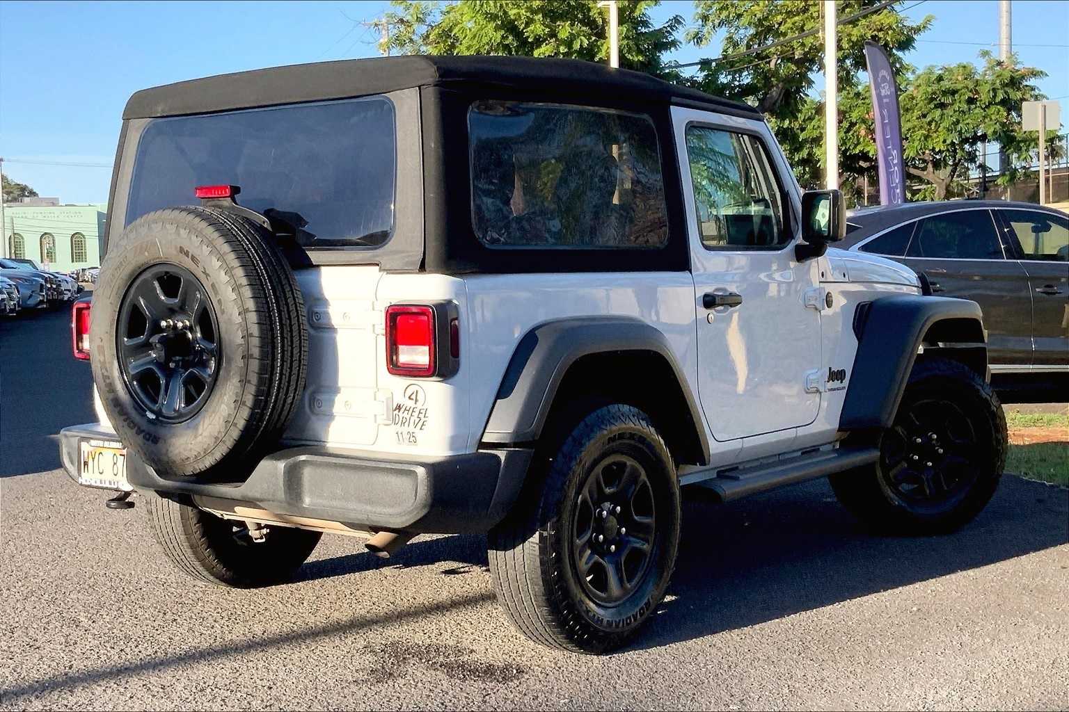 Thumbnail: 2024 Jeep Wrangler - 21